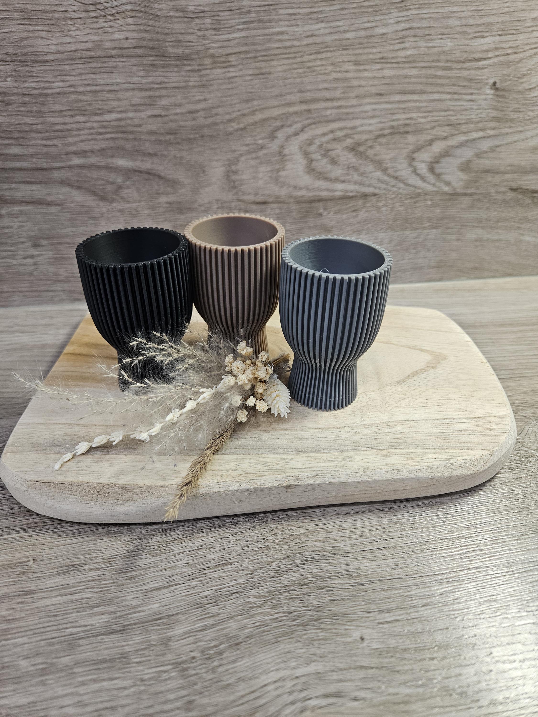 Moderne eierbecher