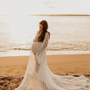 White Floral lace Maternity Dress For Photoshoot, Boho Maternity Gown For Baby Shower, Floral Gown Maternity Gift, Flutter Photoshoot Dress