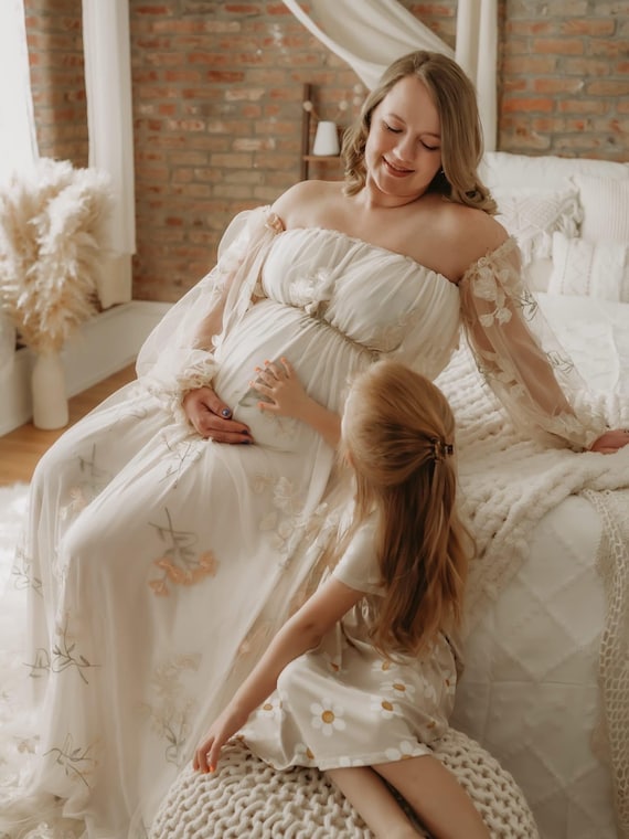 cream satin maternity dress Kate Yellow Satin Custom Maternity Photoshoot Gowns, S / 28#-Yellow