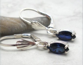 Boucles d’oreilles Marquise Blue Sapphire, Boucle d’oreille Leverback, Argent sterling, Pierre de naissance septembre, Boucle d’oreille gemme, Cadeau d’anniversaire de septembre pour elle