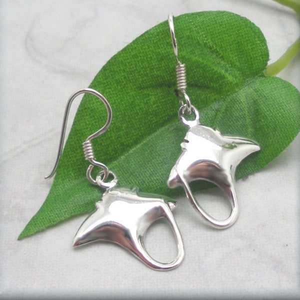 Silver Stingray Earrings, Manta Ray Earrings, Ocean Animal, Sea Life Jewelry, Oceanographer Gift, 925 Sterling Silver, Scuba Diver