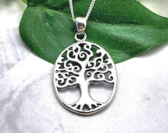 Silver Tree of Life Necklace, Oval Shape, Gift for Mom, Sterling Silver, Tree Pendant, Botanist, Family Tree, Nature Lover, Woodland