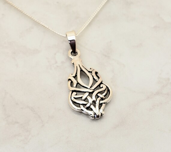 Silver Celtic Knot Necklace Woven Knot Pendant Women Gift for Her Irish Knot Jewelry 925 Sterling Silver Celtic Symbol Geometric Etsy