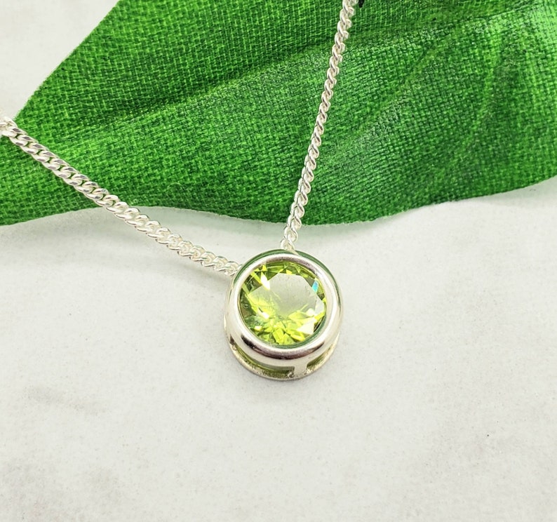 Peridot Slider Necklace, Layering, Feminine, 6mm Solitaire Pendant, Sterling Silver, Green Gemstone, August Birthstone, Birthday Gift image 4