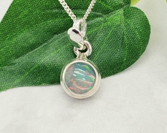 Ethiopian Opal Necklace, 925 Sterling Silver, Feminine, Small, Colorful, October Birthstone Birthday, Gemstone Pendant, Fire Opal, Layering