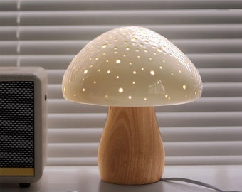 Modern Mushroom Table Lamp,Mushroom Nigh Light,Minimalistic Night Light,Small Mushroom Night Light For Bedroom,Bedside Lamp,Night Lights