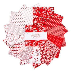Puede incluir: Una colección de cuadrados de tela rojos y blancos dispuestos en un patrón circular. La tela presenta varios diseños, incluyendo florales, a rayas y geométricos. Una etiqueta en el centro dice "Radiant Ruby".