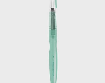 Lori Holt Quilter's Water Brush # ST-40888
