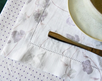 Camino de mesa de lino floral: vainica hecha a mano, decoración ecológica