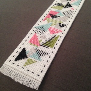 Retro Triangle Geometric Shapes Bookmark Cross Stitch Pattern : Pop Art Embroidery, PDF Instant Download, Unique Handmade, Easy DIY Craft