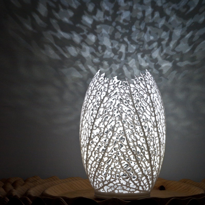 Hyphae Lamp - Thumbnail 3