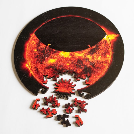 Mini Eclipse Puzzle - wooden jigsaw puzzle by Nervous System