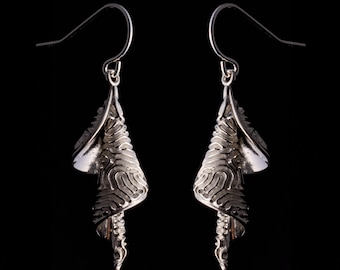 Reaction Shell Earrings - 3D-printed