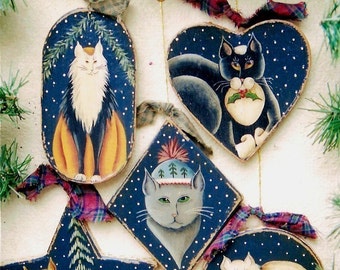 The 'Five Cats of Christmas' Ornament or Gift Tag E-Pattern by Donna Atkins. A DIY Painting Craft.