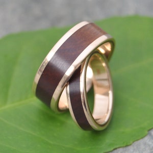 Yellow Gold Wedding Ring, Wood Wedding Band, Wooden Ring, Guayacán Wood Ring, Mens Wood Wedding Band, Mens Gold Ring, Custom Ring
