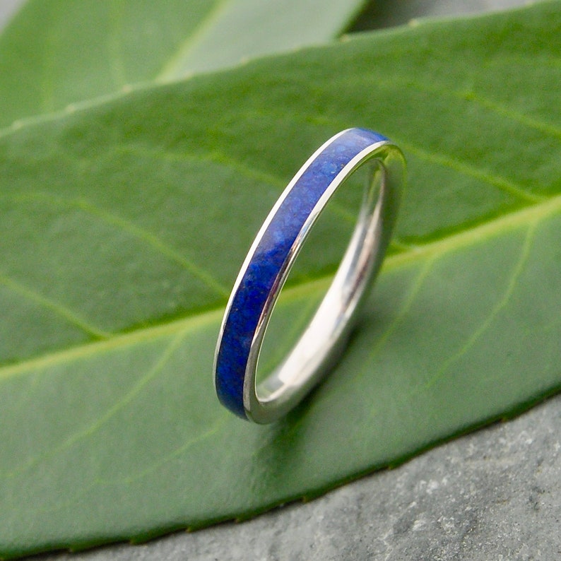 Siempre Lapis Lazuli White Gold Wedding Band, Lapiz Lazuli Ring, White Gold Stone Wood Wedding Ring, Wooden Ring, Stone Inlay Ring image 6