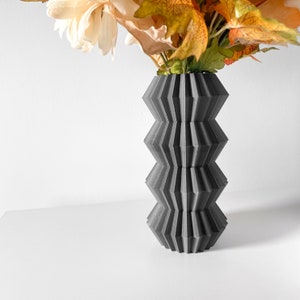 3D Printed Vase: Modern Minimalist Home Decor for Dried Flowers