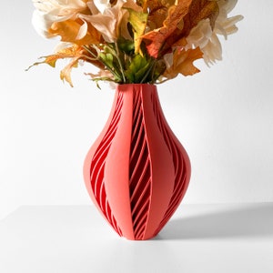 Yorio Vase: Modern 3D Printed Vase for Dried Flowers