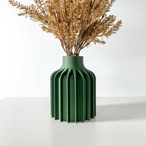 3D Printed Vase: Modern Minimalist Decor for Dried Flowers