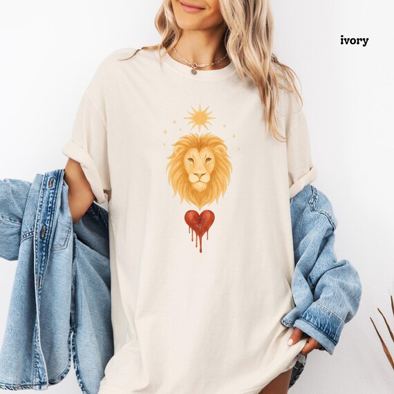 Leo Zodiac T-Shirt | Bold Lion Graphic Tee with Dripping Heart | Celestial Astrology Shirt | Gift for Her | July & Aug Cotton Comfort Colors
