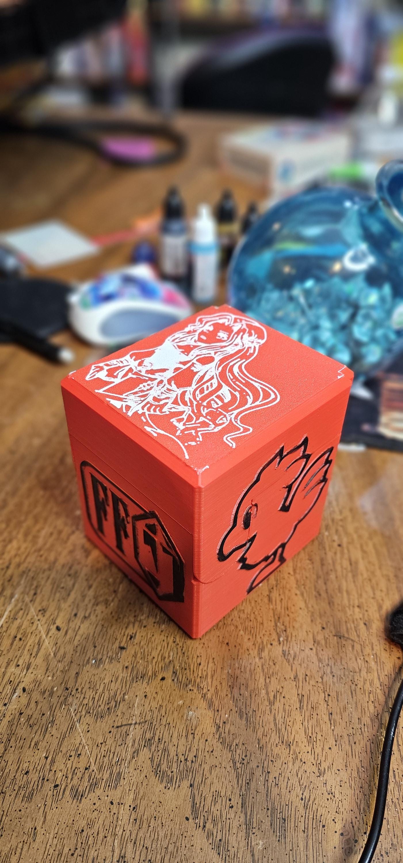 MTG Final Fantasy deck box.
