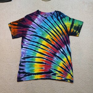 M tie dye tshirt, rainbow rainbow design, Medium