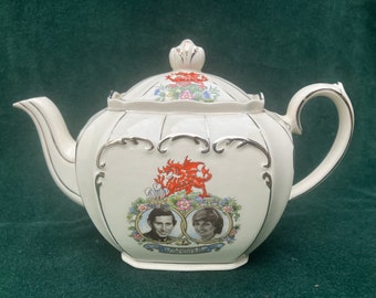 Sadler Charles and Diana Wedding Tea Pot, Commemorative, Unused.