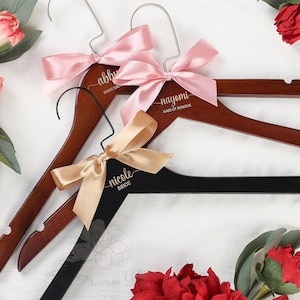 Bridal Hangers, Custom Wood Bridesmaid Hangers Engraved, Personalized Bridesmaid Gifts, Wedding Dress Hangers, Bridal Party Gifts