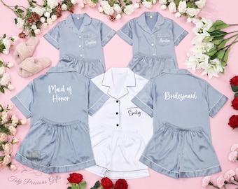 Personalized Bridesmaid Pajamas Set of 5,6,7 Custom Bridesmaids Matching PJs, Satin Pyjama Set, Bridal Shower Gifts