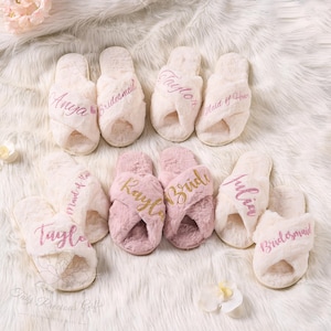 Personalized Fluffy Wedding Slippers Bride & Bridesmaids, Mrs Fluffy Slippers, Spa Getting Ready Morning Gift