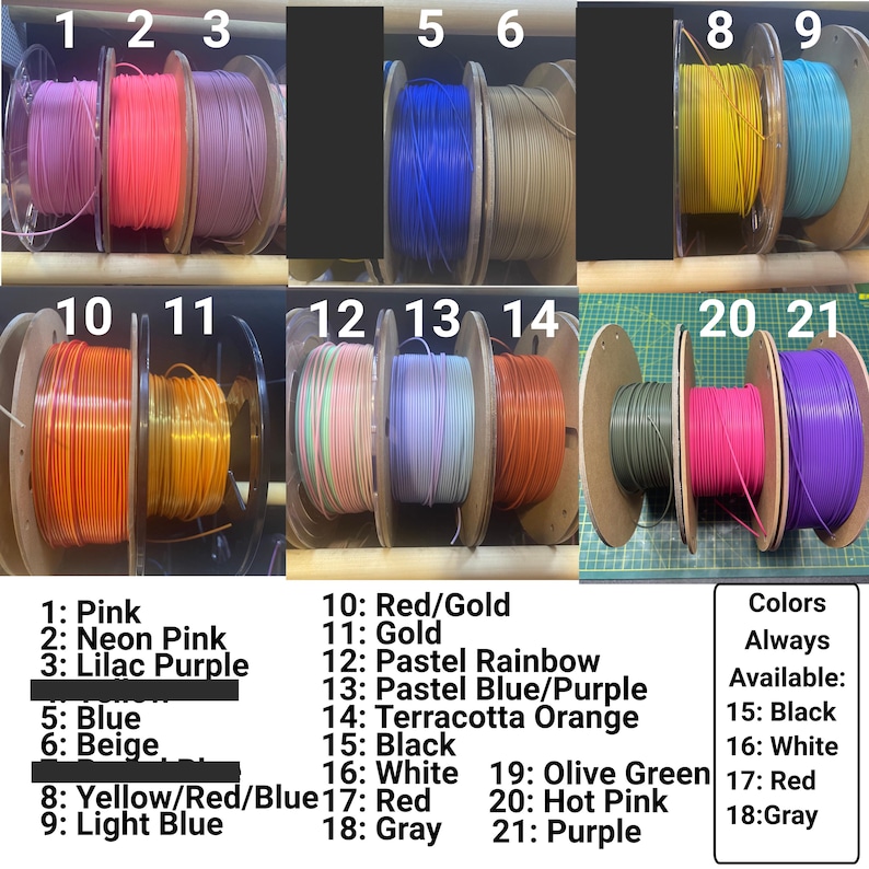 Puede incluir: Una colecci&oacute;n de carretes de hilo en varios colores, incluyendo rosa, azul, rojo, amarillo, morado y verde. Los carretes est&aacute;n etiquetados con los n&uacute;meros del 1 al 21, y cada n&uacute;mero corresponde a un color espec&iacute;fico. Los colores se enumeran debajo de los carretes, junto con la frase "Colores siempre disponibles:" y una lista de colores que siempre est&aacute;n disponibles.