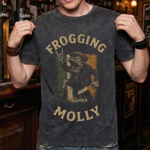 Vintage Wash T Shirt Black | Irish Frog Celtic Punk | Regular Fit Cotton Crewneck