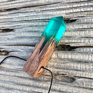 Green Gem Wood Resin Pendant Necklace