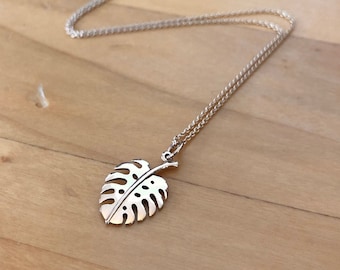 Monstera Blatt Halskette, goldene Monstera Halskette, Monstera Halskette, gold gefüllte Monstera Halskette, Blatt Halskette, Hawaii Halskette