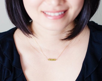 Peridot Halskette, goldene Halskette, Gold Peridot Halskette, August Geburtsstein Halskette, grüne Halskette, Gold gefüllte Halskette, grüner Edelstein