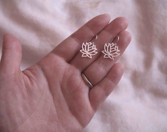 Lotus flower earrings (medium size), lotus earrings, flower earrings, zen earrings, sterling silver