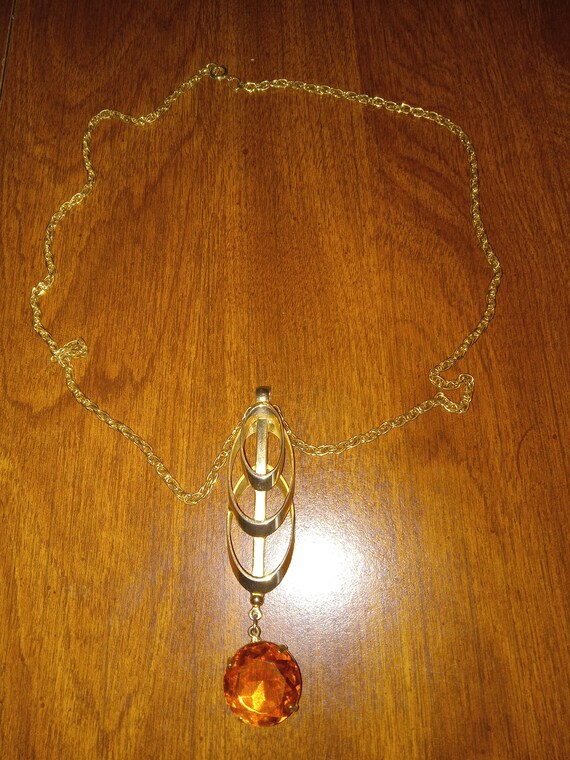 Vintage 1990's Avon orange pendant Necklace - image 1