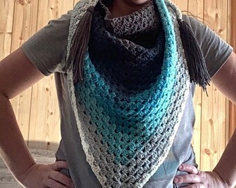 Triangle Scarf, Crochet Scarf, Shawl, Scarf, Neckwrap, Head Wrap, Boho Triangle Scarf