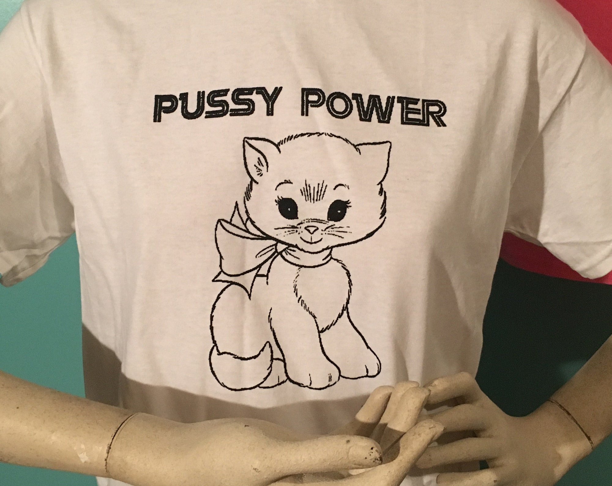 Pussy Power T-SHIRT