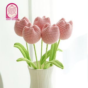 Handmade Crochet Tulip Bouquet Anniversary Gift Mother's Day Floral Room Decor Graduation Gift Pink