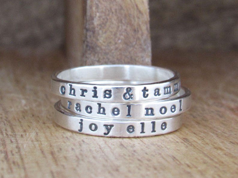 Personalized Ring, Custom Name Ring, Mom Ring, Ring with Names, Sterling Silver Stacking Ring 画像 4