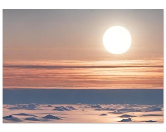 Polarmagie: Sonnenuntergang und Mondaufgang am Nordpol