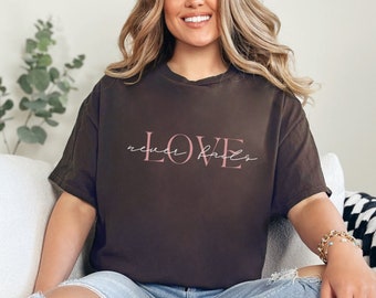 Love Never Fails Tee, Love Shirt, Bible Verse Shirt, Valentines Day Tee, Christian Shirt, Faith Shirt, Religious Shirt, Gift for Her, Hearts