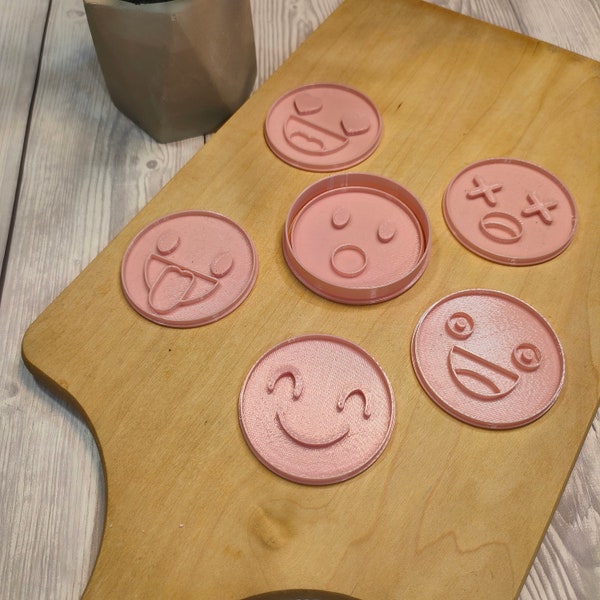 Emoji Cookie Cutter Set / Ausstechform / emporte-pièce