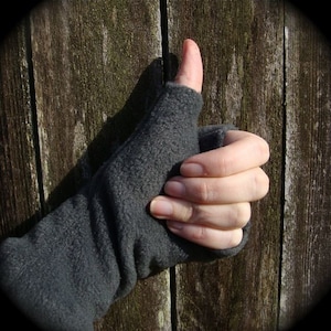 Wrist Warmers, soft, Gray, washable fleece