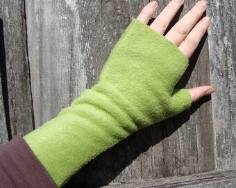 Wrist Warmers - green, washable, soft fleece