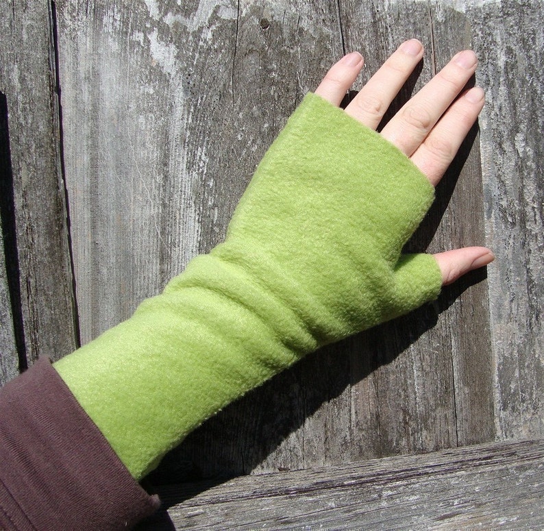 Wrist Warmers green, washable, soft fleece image 1