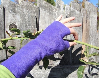 Fingerless Gloves, Wrist Warmers, soft, GRAPE, washable fleece