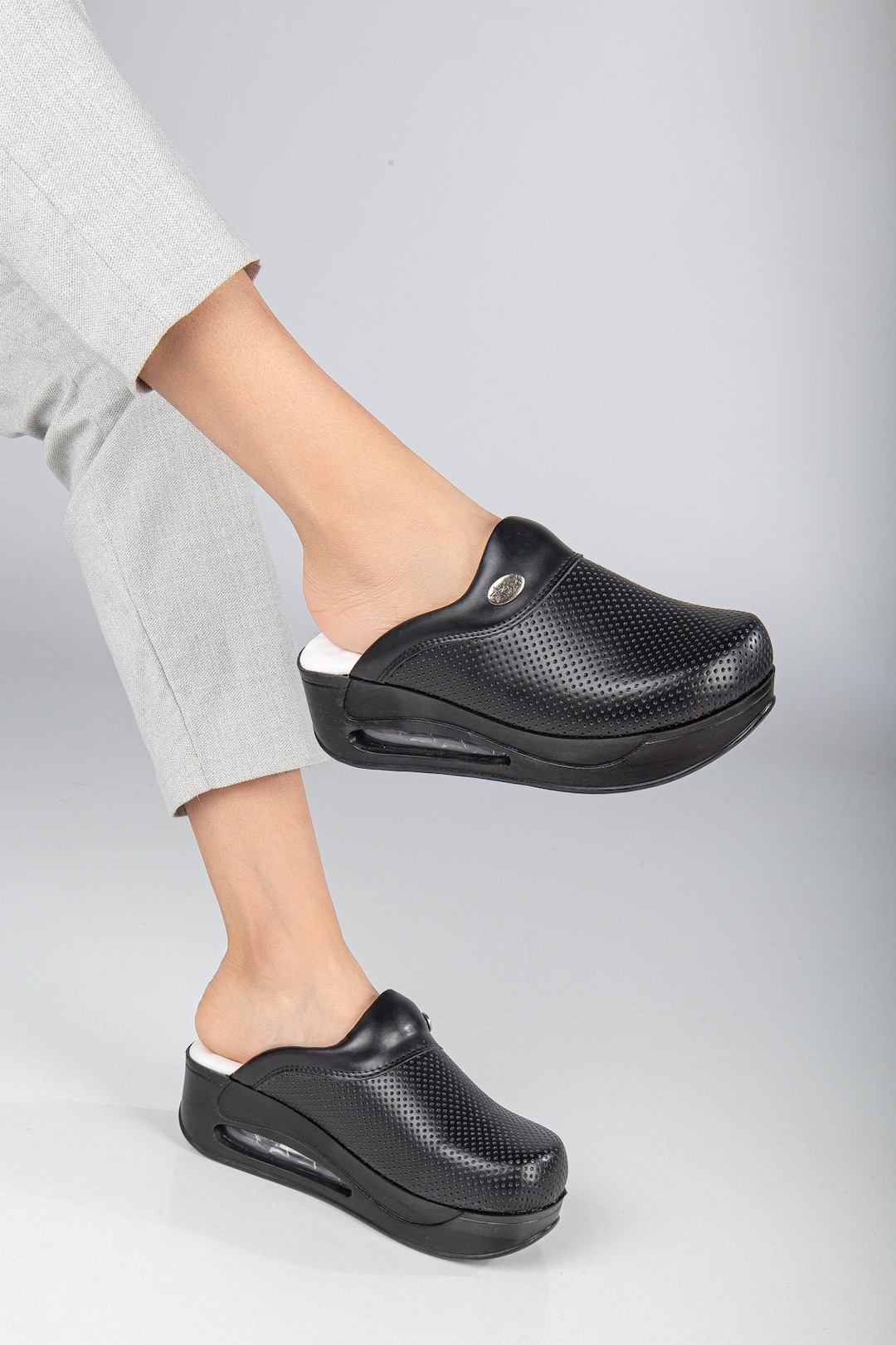 Woman Orthopedic Clogs,black Clogs,orthopedics Nurse Slippers,hospital