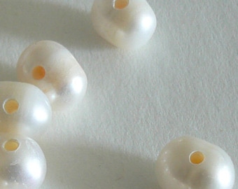 10pc Large Hole Freshwater Pearl Beads Potato Ivory White Drill Hole Side Way b2476